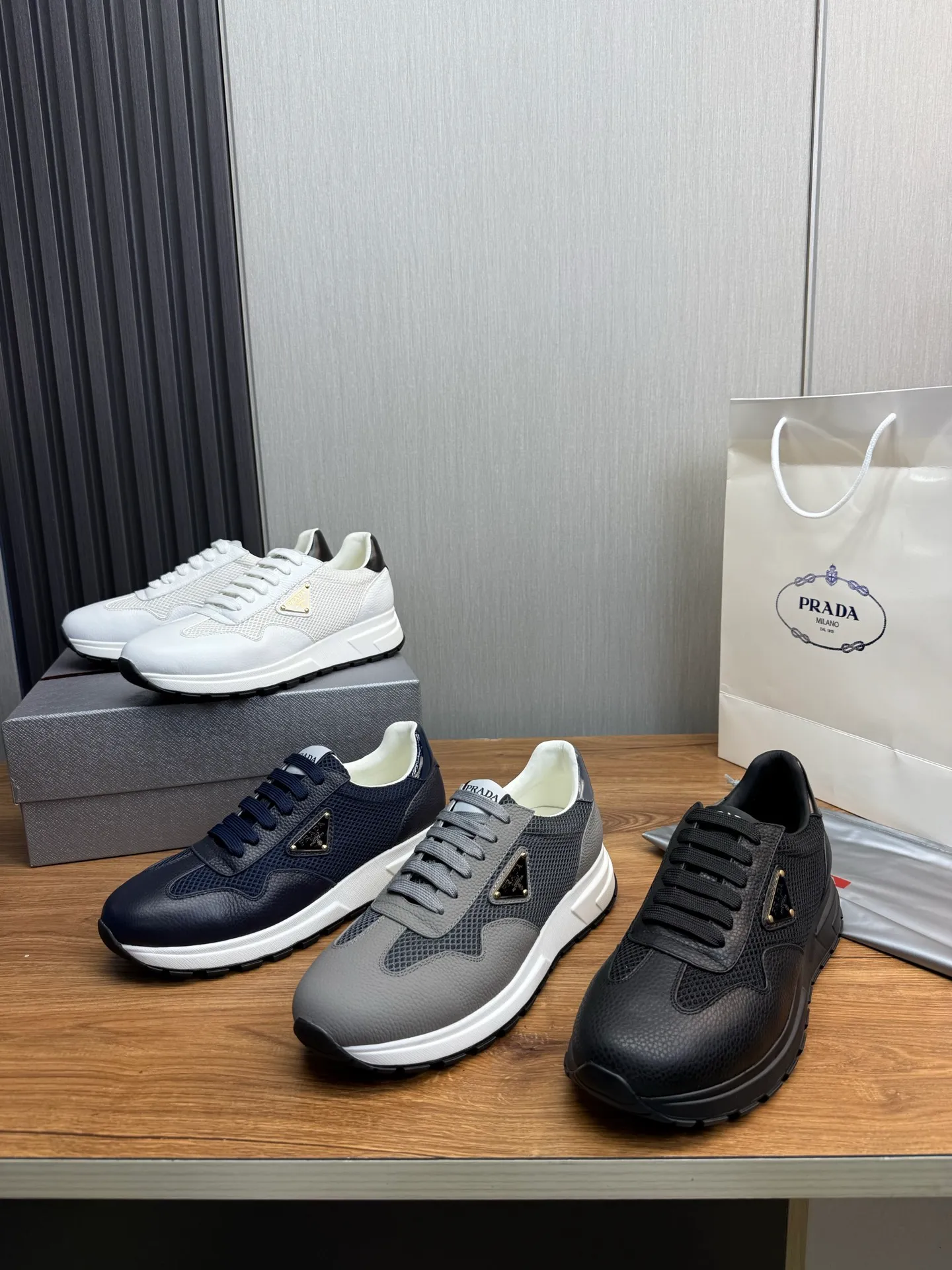Men's shoes 💰560💰 [PRADA] Men's shoes are popular in the counter, official website is synchronized, 1 high-quality shipment ✔️Original cowhide mesh + cowhide lining, 1🆚1 replica, original sole, 38-45 (45 customized, non-refundable)